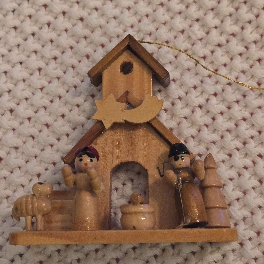 Vintage Retro Wooden Christmas Ornament Nativity Minimalist Peg Style Tree *READ